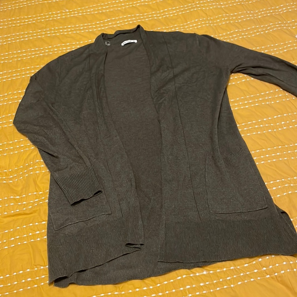 L pink clover forest green open cardigan